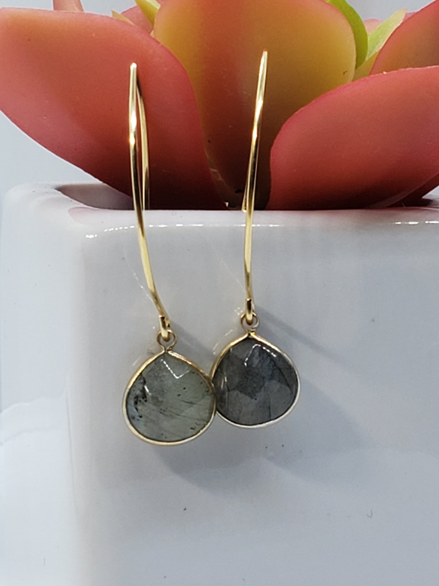 Grey quartz earrings