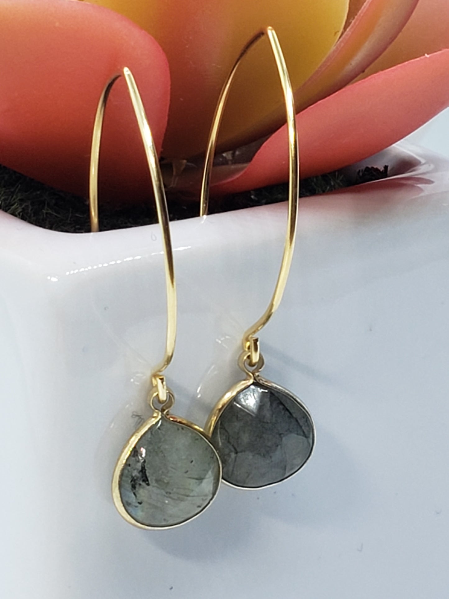 Grey quartz earrings