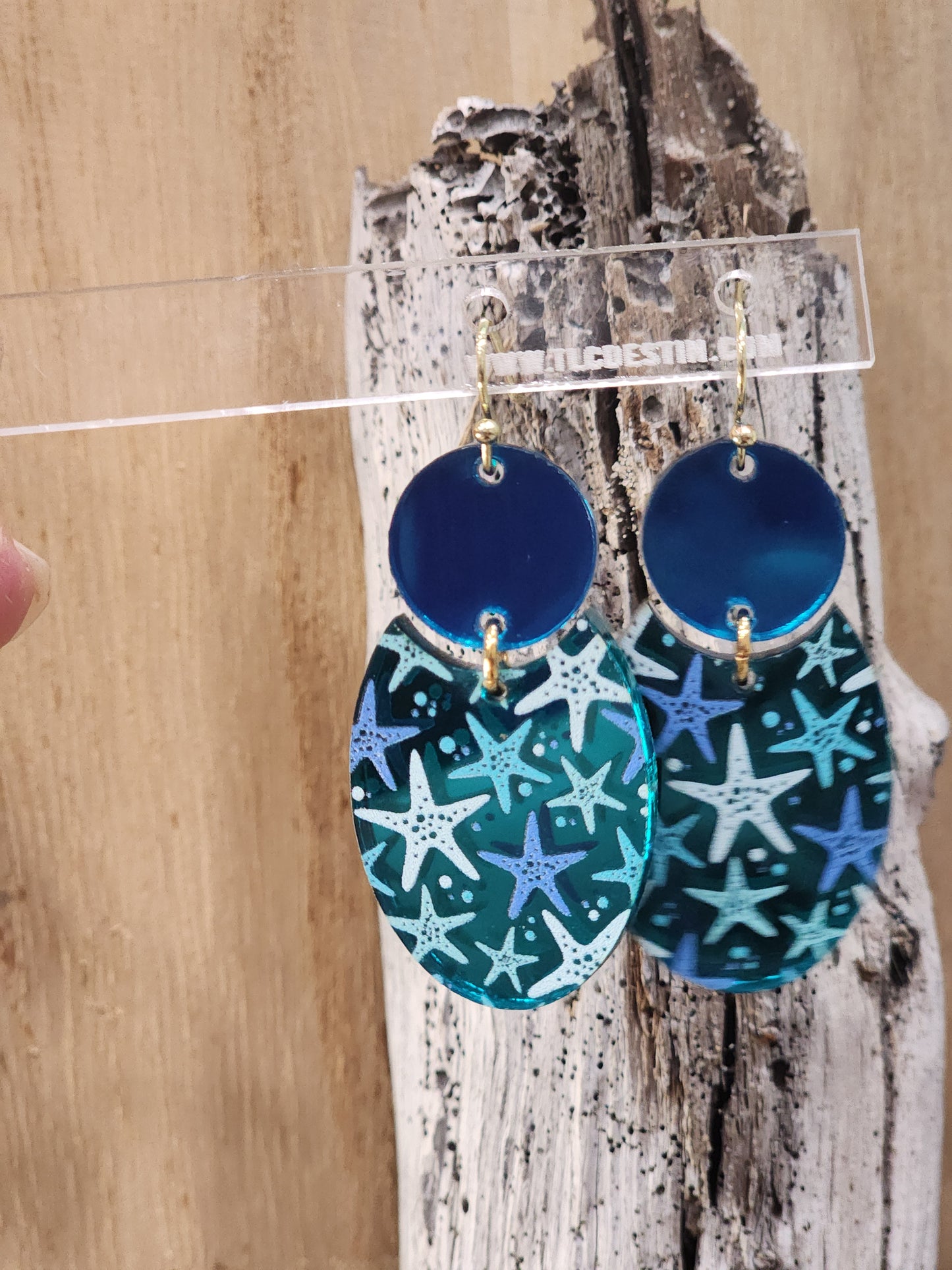 Starfish acrylic earrings
